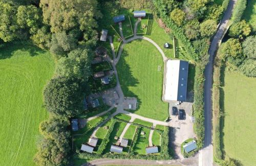 Longtown Appartement | Luxury cosy carriage with electric private hot tub