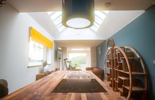 Isle of Skye Maison | Luxury Cottage With Stunning Views Near Fairy Pools!