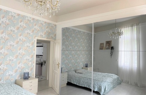 Baden Baden Old Town Appartement | Design luxueux, spacieux et lumineux au coeur de Baden-Baden, rue calme