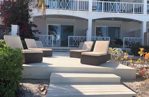 Nassau Maison | LUXURY DESIGN COZY BEACH HOUSE FULLY RENOVATED 5 Stars L