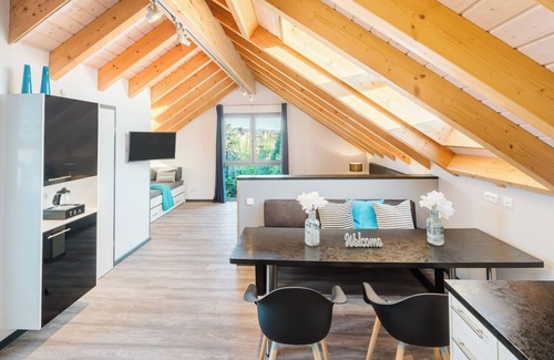 Bensheim Copropriété | 20%: groupes de 6-8 personnes dans la mezzanine avec 3 sep. Chambres + 3 salles de bain