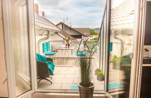 Bensheim Copropriété | 20%: groupes de 6-8 personnes dans la mezzanine avec 3 sep. Chambres + 3 salles de bain