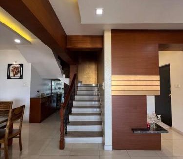 Adyar Appartement | Luxury Duplex Apartment Kadri