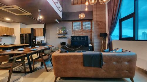 Kampung Selayang Pandang Appartement | Luxury Duplex Suite 4 pax Netflix Wifi Selayang KL