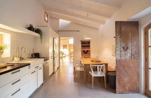 Sineu Villa | Finca de vacances écologiques de luxe, avec de superbes vues sur les montagnes de Tramuntana
