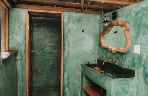 Teakettle Village Station Balnéaire | Luxury Eco Jungle View Cabana