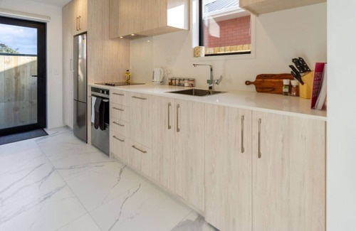 Papanui Maison | Luxury Escape for 2, Single Level Studio, Papanui