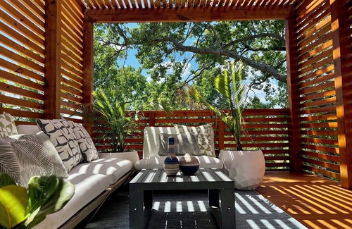 Brookland Appartement | Luxury Escape in DC, with a private deck!