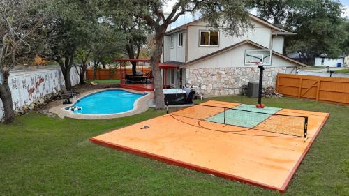 North San Antonio - SAT Maison | Luxury Escape Pool Sportscourt Games & Theater