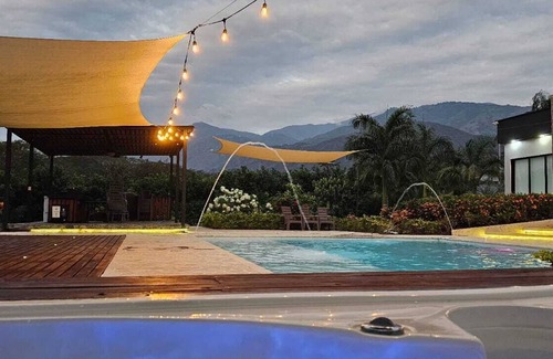 Olaya Maison | Luxury Estate with Swimming Pool and Private Jacuzzi