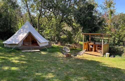 Laparrouquial Location De VR | Luxury family bell tent with pool, South West France