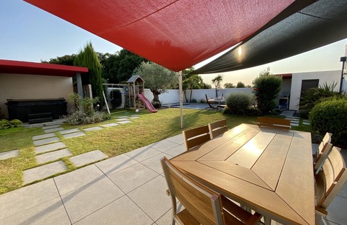 La Jarrie Villa | Luxury family villa with heated pool and jacuzzi