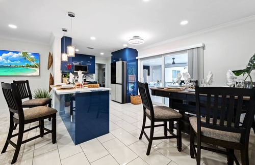 Fort Lauderdale Maison | Luxury Fort Lauderdale Escape – Private Pool, Screened Patio | Minutes from Beaches & Nightlife!