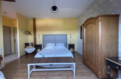 Saint-Jean-Saint-Germain Lit Et Petit-Déjeuner | Luxury bed and breakfast in the heart of the Châteaux de la Loire near Beauval Zoo