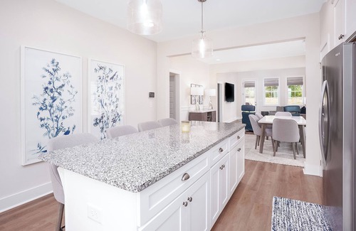 Auburn - Opelika Maison | Luxury Gameday Townhome at Auburn Airport 4 bedroom/3 1/2 bath End unit