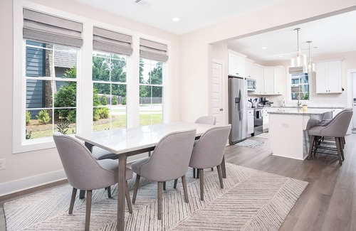 Auburn - Opelika Maison | Luxury Gameday Townhome at Auburn Airport 4 bedroom/3 1/2 bath End unit