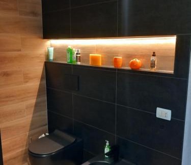 Carbonia Appartement | Luxury Garden Flat
