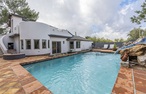 Cave Creek Maison | Luxury gem in Cave Creek with a great view of the surrounding mountains!
