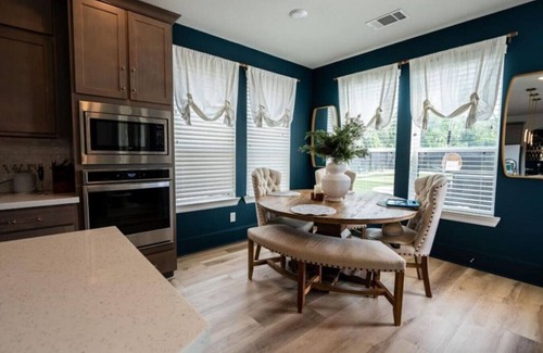 Atascocita Maison | Luxury Getaway w/ Pool, Sauna, Gym & Lagoon