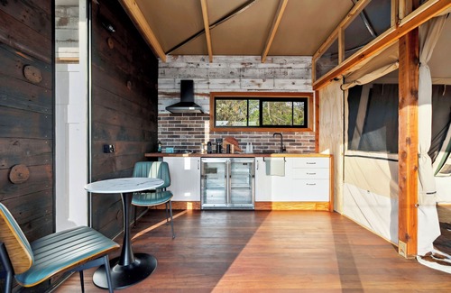 She Oaks Location De VR | Luxury Glamping in She Oaks