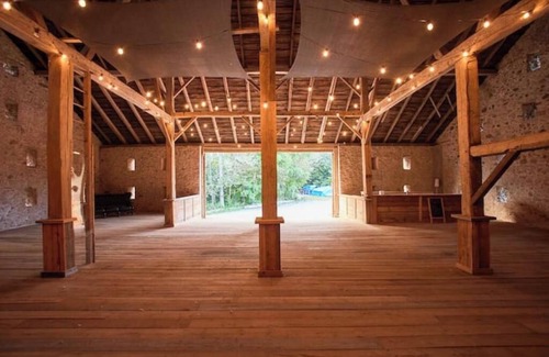 Elora Cabine | Luxury Glamping on Elora Sunflower Farm -Sunflower