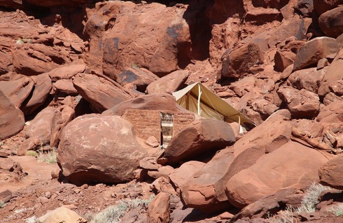 Moab Cabine | * Luxury Glamping Tent in Moab | Sleeps 4