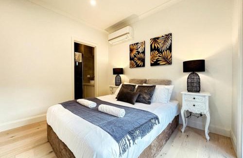 Glen Waverley Maison | Luxury Glen Waverley Townhouse 4br3ba Backyard
