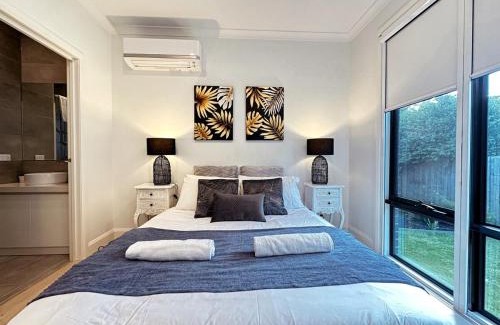 Glen Waverley Maison | Luxury Glen Waverley Townhouse 4br3ba Backyard