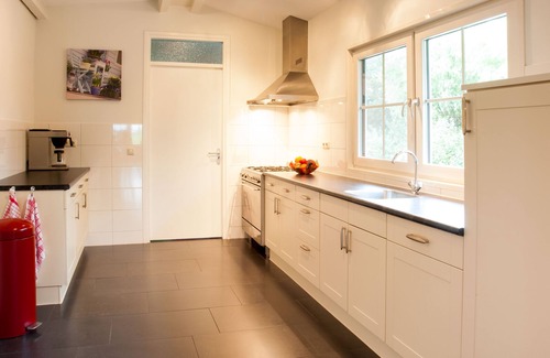 Rijpwetering Appartement | Hébergement de groupe de luxe dans une zone rurale avec son propre espace extérieur.