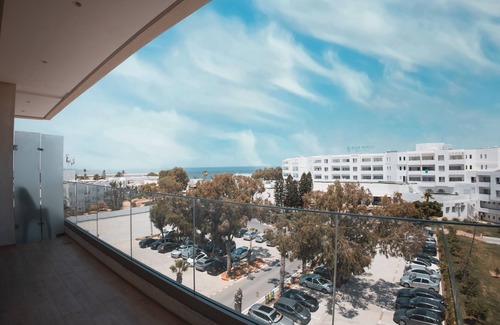 Sousse - Monastir Appartement | Luxury guest apartment with picine topogon picine parking space