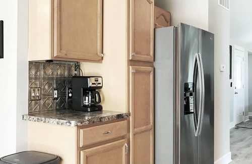 Shelbyville Maison | Luxe Gun Lake 4 Bed 2 Bath Cottage w / paddleboards / kayaks, WI-FI gratuit