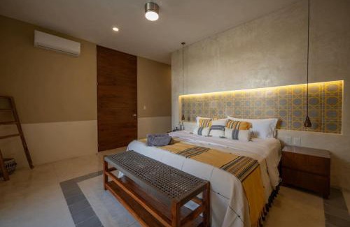 Centro Maison | Luxury Heaven in Merida Poolside Bliss in La Ermita