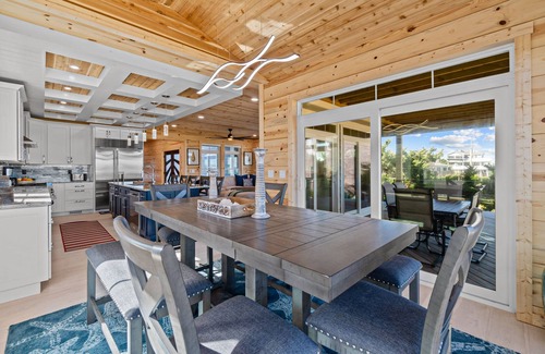 Ocean Isle Estates Maison | Luxury High-End Ocean Front Home with Private Pool and Hut Tub