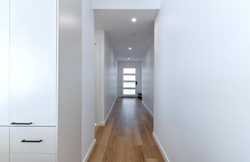 Mickleham Maison | Luxury home away from home