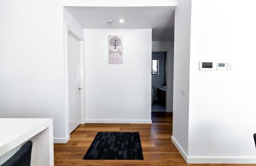 Mickleham Maison | Luxury home away from home