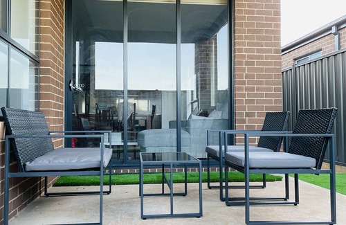 Melton South Maison | Luxury Home In Melton South- Free Parking And Wifi !!