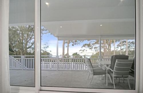 Berkeley Vale Maison | Luxury Home in the Vale