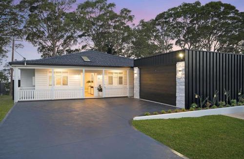 Berkeley Vale Maison | Luxury Home in the Vale