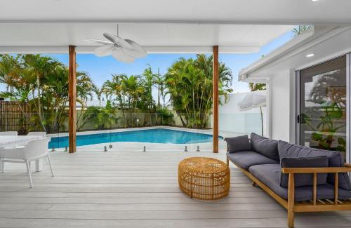 Burleigh Waters Maison | Luxury home in the heart of Burleigh