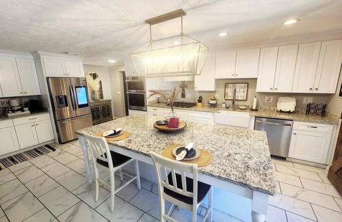 Starkville Maison | Luxury home, minutes from MSU campus