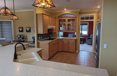 Harlan Maison | Luxury Home on 4th fairway of country club! Golf Getaway. Quality throughout.