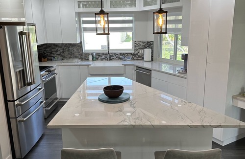Palm Beach - West Palm Beach Maison | Luxury Home only 3 miles from Rapids Waterpark!
