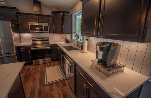 Shelton Maison | Luxury Home Retreat-Sweeping Views + Large Hot Tub