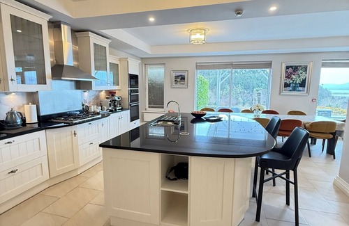 Kilnabrack Upper Maison | Spacious Private 7BR Home Sea Views 10 min drive to Golf/Beach WiFi sleeps 12