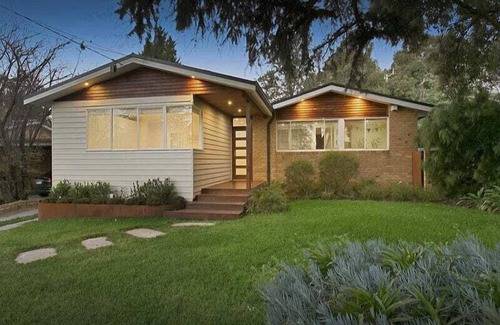 Mulgrave Maison | Luxury home with 3 BR + study near Monash Uni