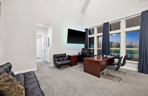 Garland Maison | Luxury Home With Park Views and Amenities