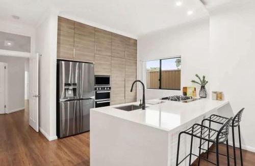 Lidcombe Maison | Luxury house hotel Lidcombe Sydeny Australia