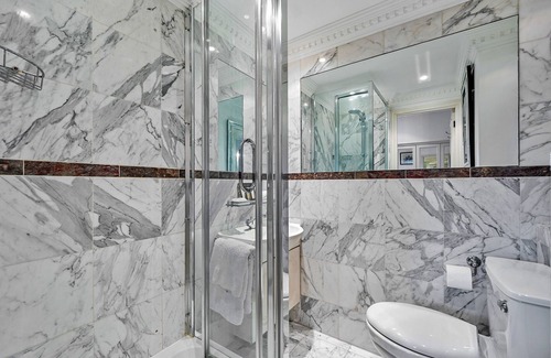 Frognal and Fitzjohns Maison | Hollybank House