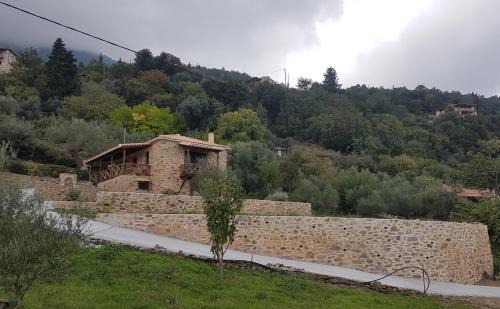 Pikoulianika Maison | Luxury House In The Hills