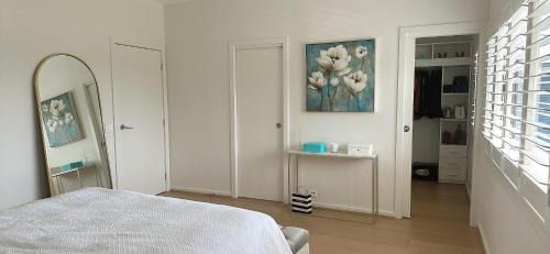 Gledswood Hills Maison | luxury house near golf courses! Free wifi & free parking